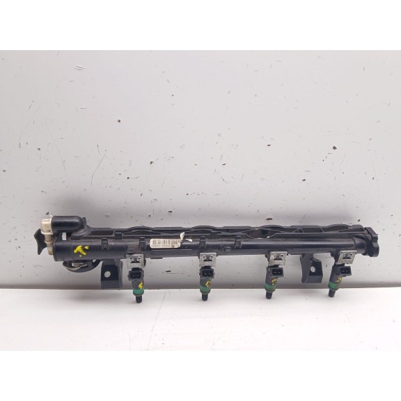 Recambio de rampa inyectora para ford focus berlina (cap) ghia referencia OEM IAM   