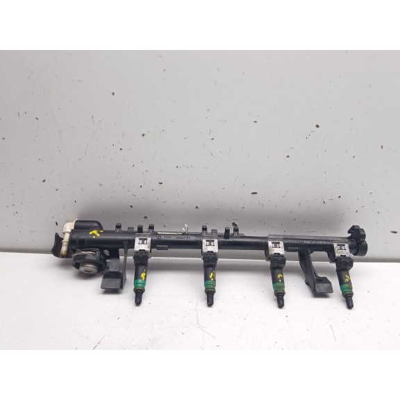 Recambio de rampa inyectora para ford focus berlina (cap) ghia referencia OEM IAM   