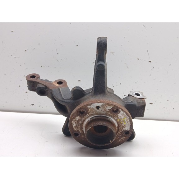 Recambio de mangueta delantera izquierda para renault kangoo profesional referencia OEM IAM   