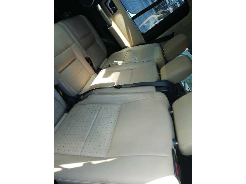 Recambio de asientos traseros para land rover discovery 2.7 td v6 cat referencia OEM IAM   