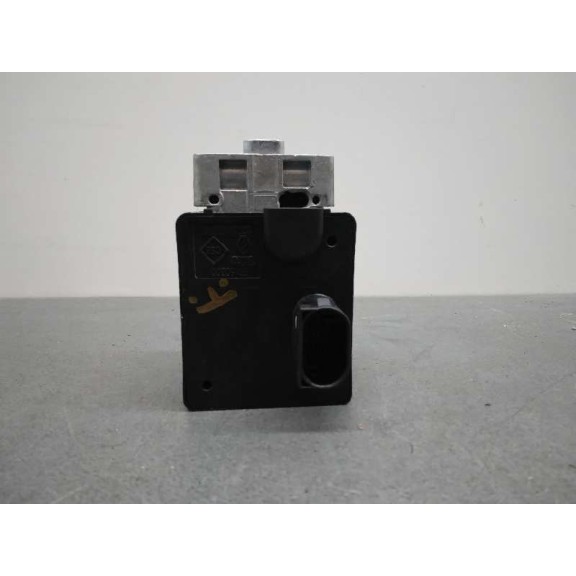 Recambio de modulo electronico para renault scenic ii 1.6 16v referencia OEM IAM 8200468515 6 PINES 