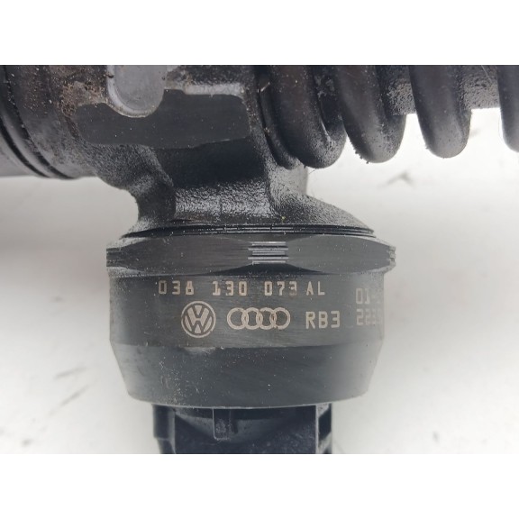 Recambio de inyector para volkswagen passat berlina (3b3) 1.9 tdi referencia OEM IAM 038130073al  