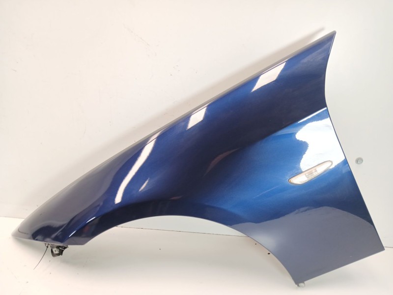 Recambio de aleta delantera izquierda para bmw 3 (e90) 320 d referencia OEM IAM   