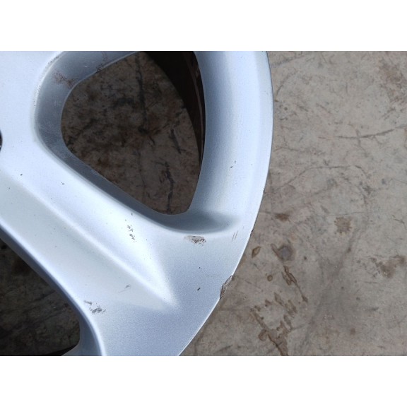 Recambio de llanta para peugeot 3008 confort referencia OEM IAM 7.5JX18 CH4 ET29 X1 9685121480