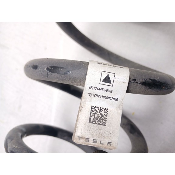 Recambio de muelle trasero izquierdo para tesla model 3 (5yj3) ev awd referencia OEM IAM 134447200B  