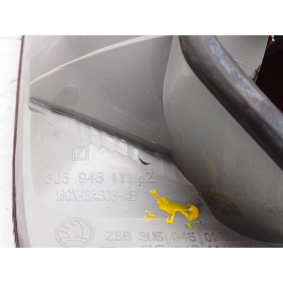 Recambio de piloto trasero izquierdo para skoda superb i (3u4) 1.9 tdi referencia OEM IAM 3U5945111A 1scx13a603ab 