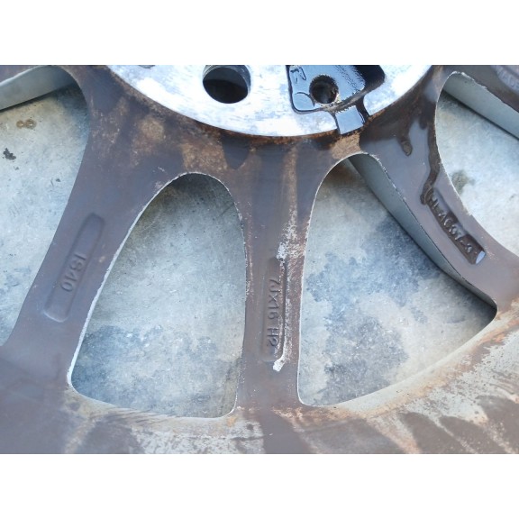 Recambio de llanta delantera izquierda para bmw 1 (f20) 118 d referencia OEM IAM 7JX16H2 IS40 X1 6796202