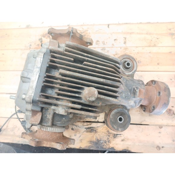 Recambio de diferencial trasero para infiniti qx70 3.7 awd referencia OEM IAM 3831100048  