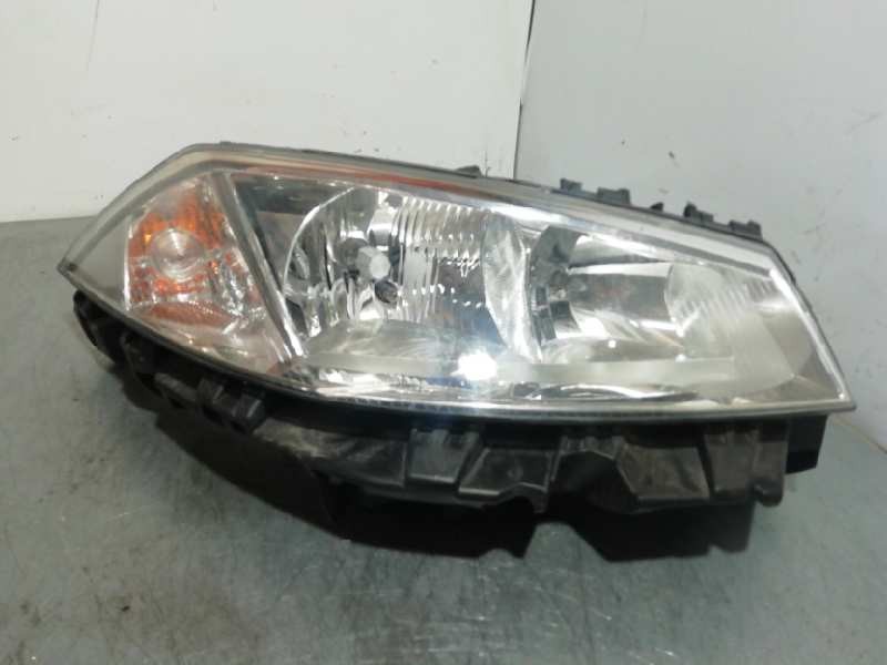 Recambio de faro derecho para renault megane ii berlina 5p confort authentique referencia OEM IAM 8200073221J BIFARO 1ºSERIE