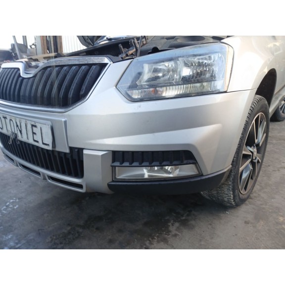 Recambio de paragolpes delantero para skoda yeti (5l) 2.0 tdi referencia OEM IAM   