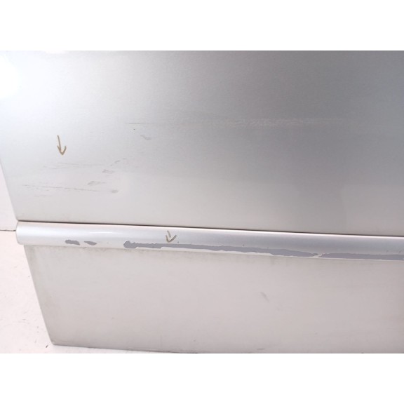 Recambio de puerta delantera derecha para lexus is200 (gxe10) 2.0 president referencia OEM IAM   