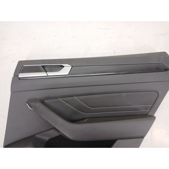 Recambio de guarnecido puerta trasera derecha para volkswagen arteon (3h8) referencia OEM IAM 3G8867212  