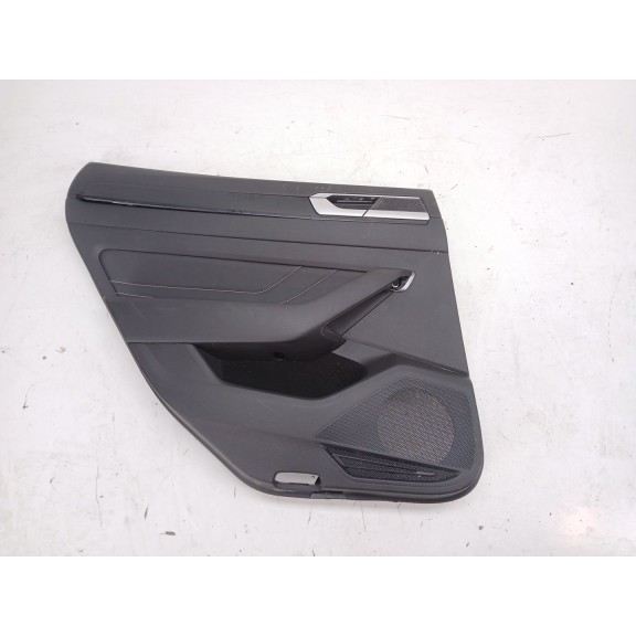 Recambio de guarnecido puerta trasera izquierda para volkswagen arteon (3h8) referencia OEM IAM 3G8867211  