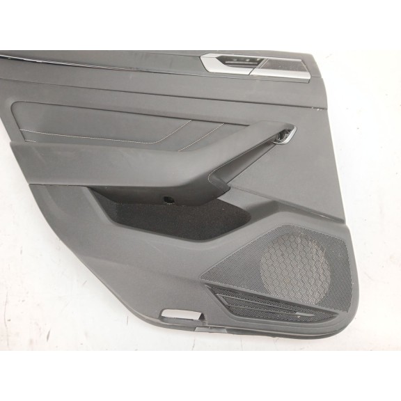 Recambio de guarnecido puerta trasera izquierda para volkswagen arteon (3h8) referencia OEM IAM 3G8867211  