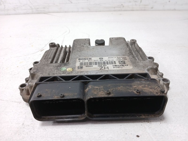 Recambio de centralita motor uce para opel astra h (a04) 1.7 cdti (l48) referencia OEM IAM 55556829  