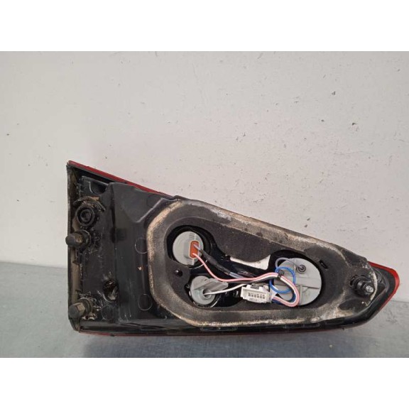 Recambio de piloto trasero derecho interior para hyundai tucson 25 aniversario 4x2 referencia OEM IAM 92404D7500  