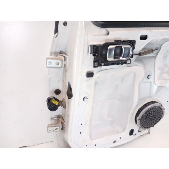 Recambio de puerta trasera derecha para citroën c4 cactus 1.2 thp 110 referencia OEM IAM 9801070080  