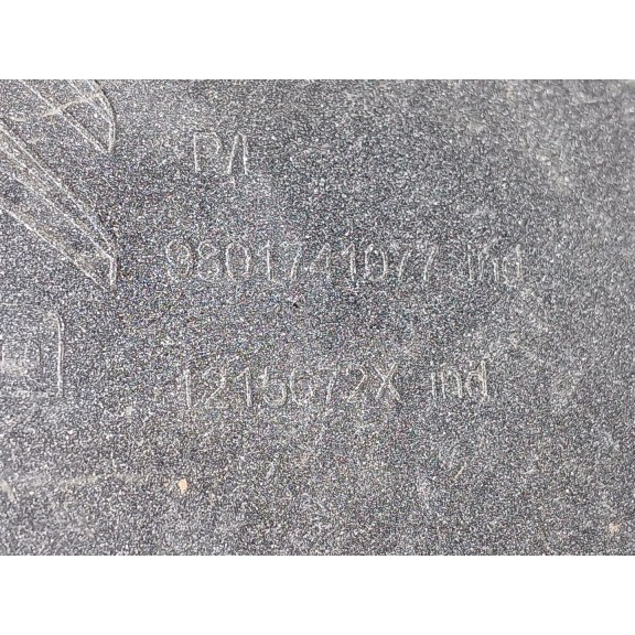 Recambio de paragolpes delantero para citroën c4 cactus 1.2 thp 110 referencia OEM IAM 9801741077  