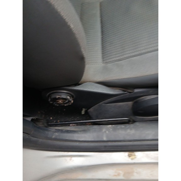 Recambio de asiento delantero derecho para seat ibiza iii (6l1) 1.2 referencia OEM IAM   