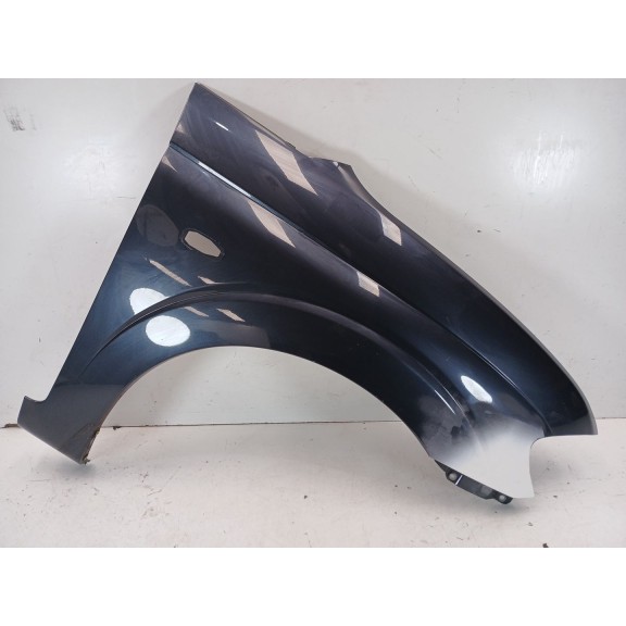 Recambio de aleta delantera derecha para ssangyong rodius i 2.7 xdi referencia OEM IAM   