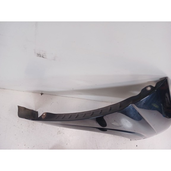 Recambio de aleta delantera derecha para ssangyong rodius i 2.7 xdi referencia OEM IAM   