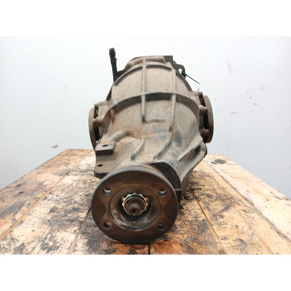 Recambio de diferencial trasero para ssangyong rodius i 2.7 xdi referencia OEM IAM T43A000  