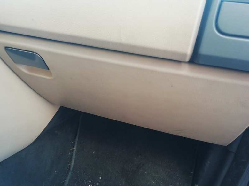 Recambio de guantera para land rover discovery 2.7 td v6 cat referencia OEM IAM  INFERIOR 