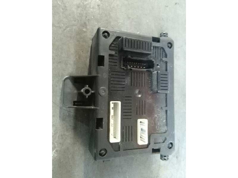 Recambio de modulo electronico para renault clio iii 20 aniversario referencia OEM IAM 8200343733  