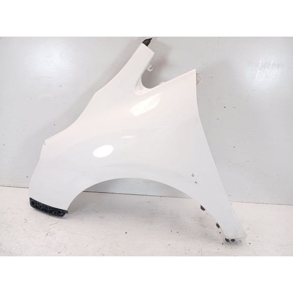 Recambio de aleta delantera izquierda para toyota verso (_r2_) 1.6 d4-d (war20_) referencia OEM IAM   