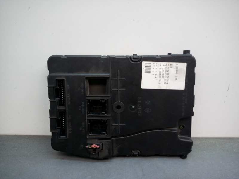 Recambio de centralita bsi para renault megane ii berlina 5p 1.5 dci diesel referencia OEM IAM 8200780018  