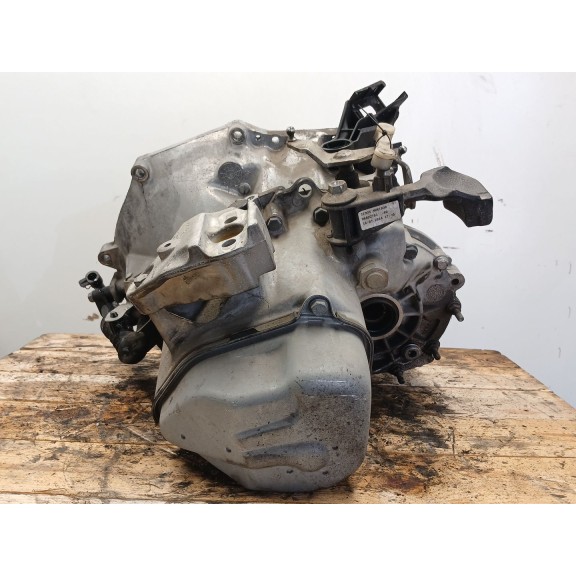 Recambio de caja cambios para peugeot 208 i (ca_, cc_) 1.2 vti 82 referencia OEM IAM 20CR15  