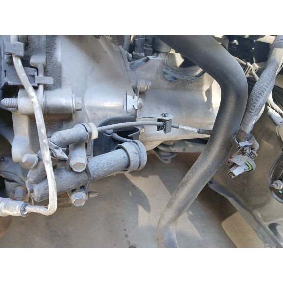 Recambio de caja cambios para peugeot 208 i (ca_, cc_) 1.2 vti 82 referencia OEM IAM 20CR15  