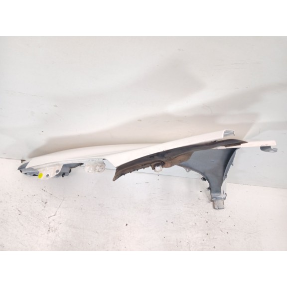 Recambio de aleta delantera derecha para toyota verso (_r2_) 1.6 d4-d (war20_) referencia OEM IAM 538110F040  