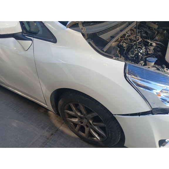 Recambio de aleta delantera derecha para toyota verso (_r2_) 1.6 d4-d (war20_) referencia OEM IAM 538110F040  