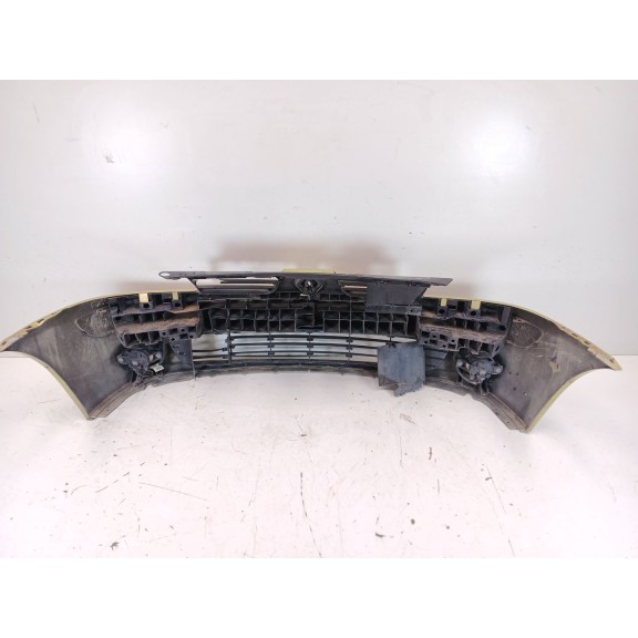 Recambio de paragolpes delantero para renault clio ii (bb_, cb_) 1.5 dci (b/cb08) referencia OEM IAM   