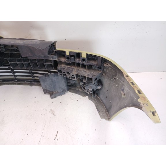 Recambio de paragolpes delantero para renault clio ii (bb_, cb_) 1.5 dci (b/cb08) referencia OEM IAM   