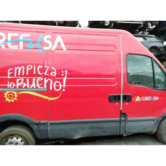 Recambio de puerta lateral corredera derecha para iveco daily pr cabina doble 29 l... batalla 3450 referencia OEM IAM 3803522 CA