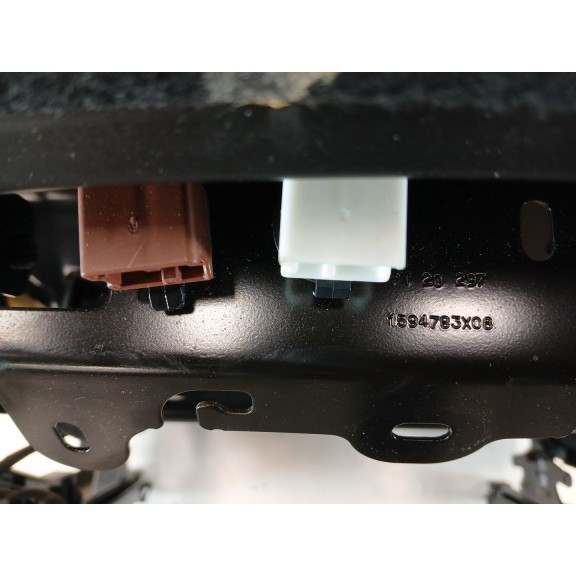 Recambio de asiento delantero izquierdo para renault kadjar (ha_, hl_) 1.3 tce 140 referencia OEM IAM 1594783X08  