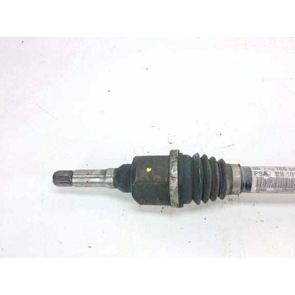 Recambio de transmision delantera derecha para citroën c4 cactus 1.2 vti 82 referencia OEM IAM 9677476680  