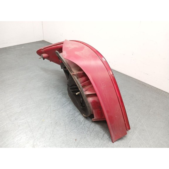 Recambio de piloto trasero derecho para peugeot 307 (3a/c) 1.6 hdi 110 referencia OEM IAM 557674B  