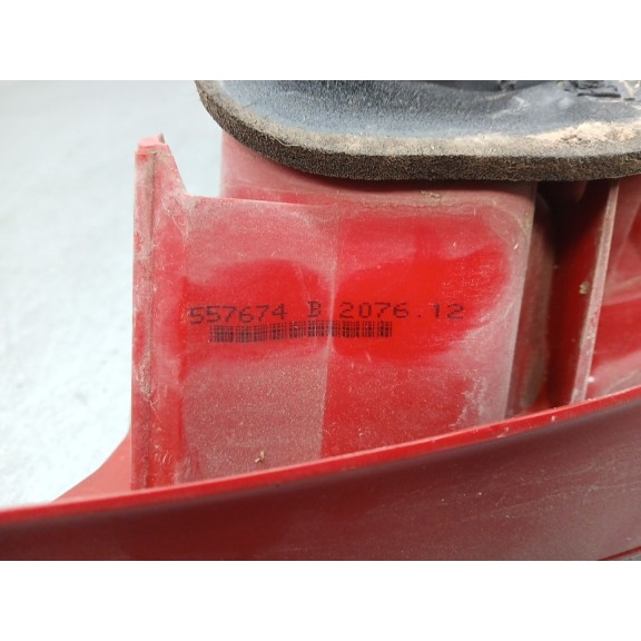 Recambio de piloto trasero derecho para peugeot 307 (3a/c) 1.6 hdi 110 referencia OEM IAM 557674B  