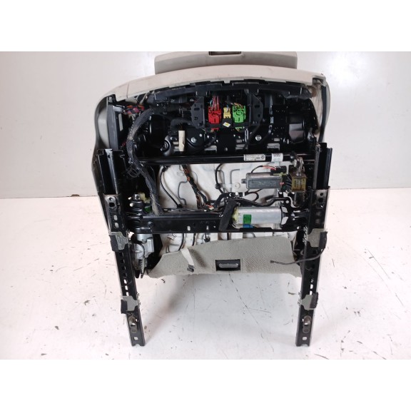 Recambio de asiento delantero derecho para audi q7 (4l) 3.0 tdi referencia OEM IAM 8E0881206C  