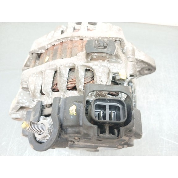 Recambio de alternador para kia cee´d sw (ed) 1.6 referencia OEM IAM 373002b101  