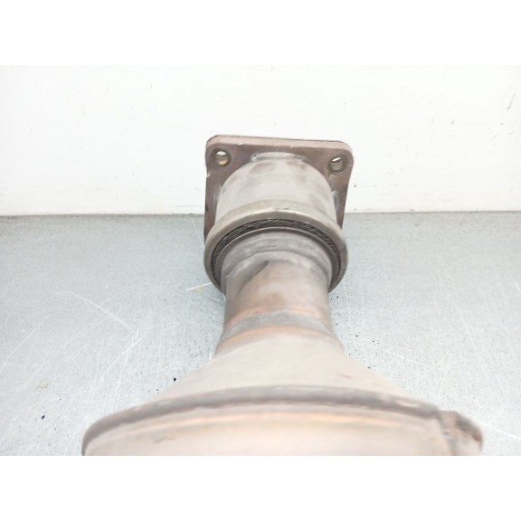 Recambio de catalizador para chrysler voyager iv (rg, rs) 2.5 crd referencia OEM IAM 2000420  