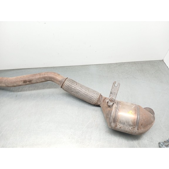 Recambio de catalizador para dodge caliber 2.0 crd referencia OEM IAM 03g131701b  