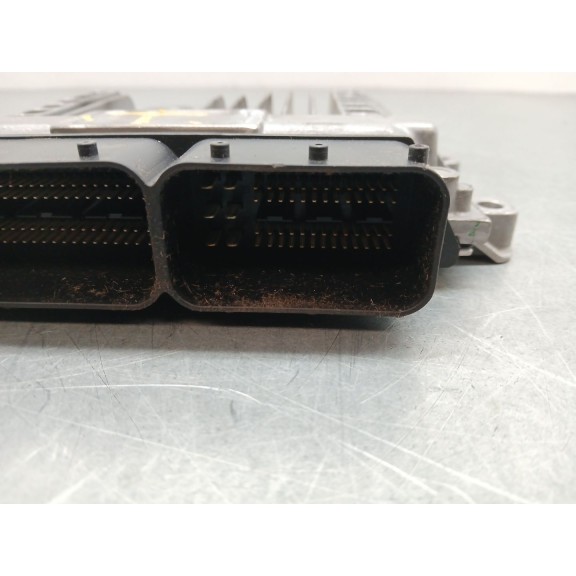 Recambio de centralita motor uce para ssangyong rodius i 2.7 xdi referencia OEM IAM a6655404432  