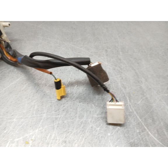 Recambio de anillo airbag para ssangyong rodius i 2.7 xdi referencia OEM IAM 8591021c33  