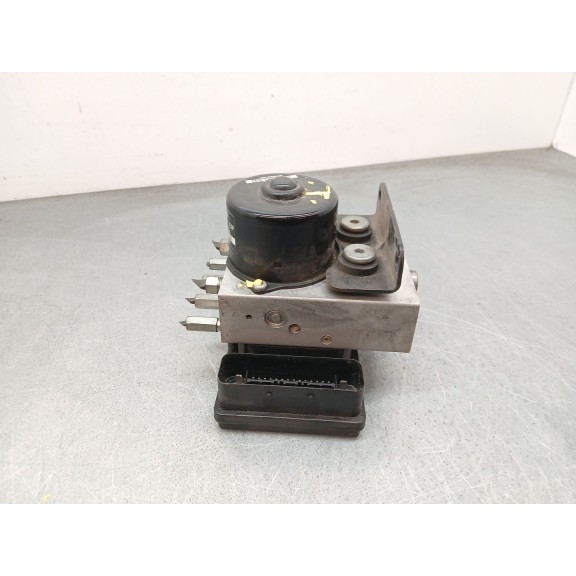 Recambio de abs para ssangyong rodius i 2.7 xdi referencia OEM IAM 4894021300 06210201404 