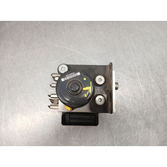 Recambio de abs para ssangyong rodius i 2.7 xdi referencia OEM IAM 4894021300 06210201404 