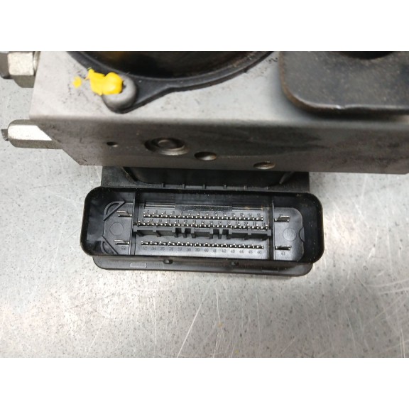 Recambio de abs para ssangyong rodius i 2.7 xdi referencia OEM IAM 4894021300 06210201404 